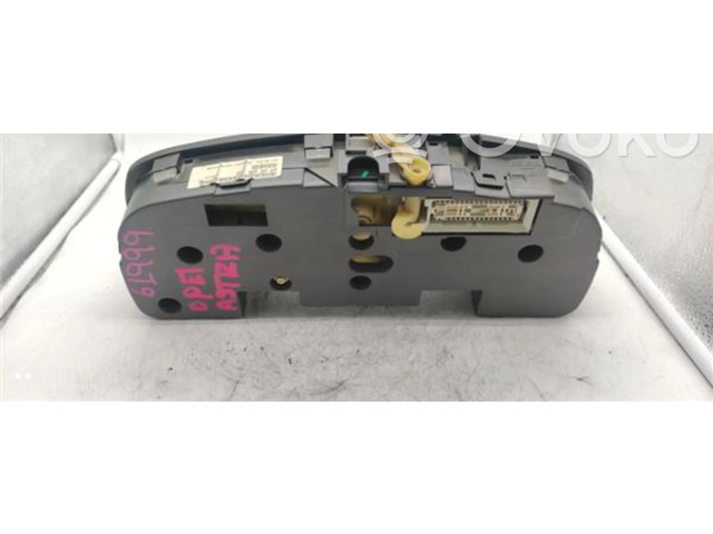 Přístrojová deska Opel Astra K 2000 DT09228746, DT09228746