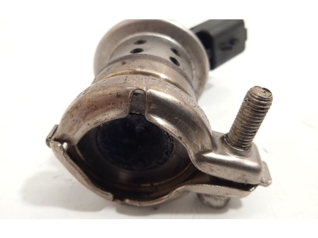 Форсунка 9813930180 Peugeot 2008 II YHS (DV5RCE)