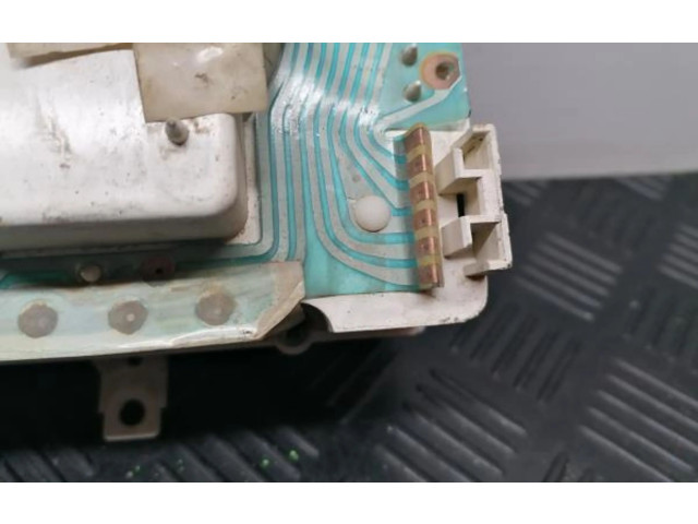 Přístrojová deska Nissan Patrol Y60 194145.08