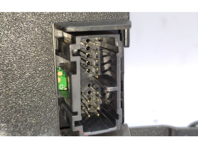 Блок управления климат-контролем 30672565, 30782567   Volvo S40, V40