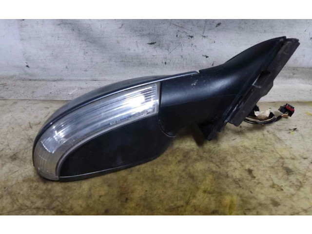 Зеркало электрическое Volkswagen Jetta V 2005 - 2010 года