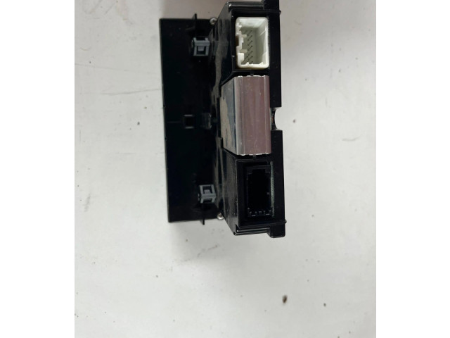 Панель приборов 30797719, 30797719 Volvo C30