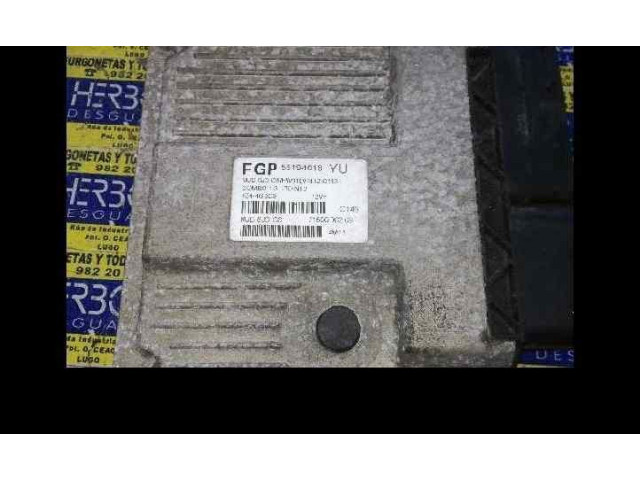 Блок управления двигателя 55194018YU   Opel Combo C