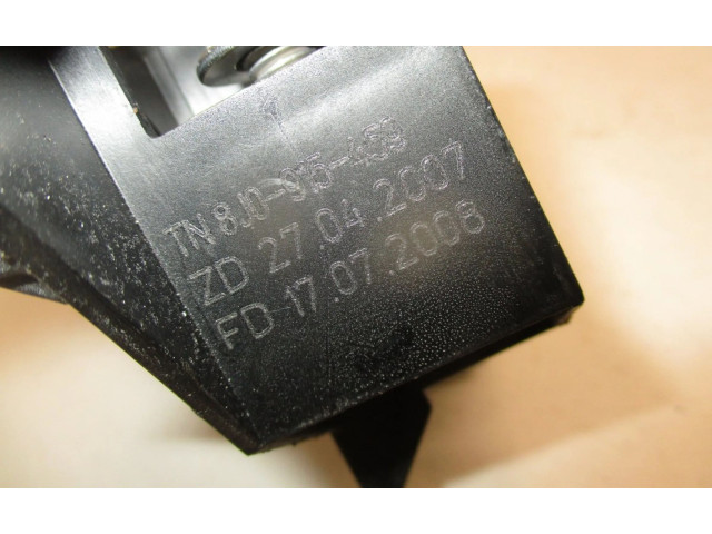 Pojistková skříňka 4F0915519, 8J0915459 Audi A4 S4 B8 8K 2009