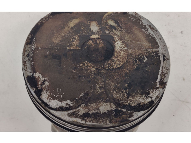 Поршень с шатуном Ford F150 - года