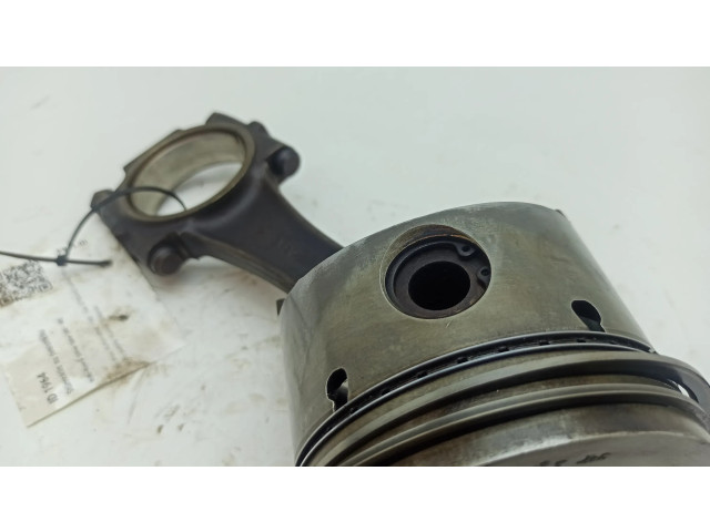 Поршень с шатуном UE38199, F16732Z68JGSB Rolls-Royce Silver Spur для бензинового двигателя 6.7