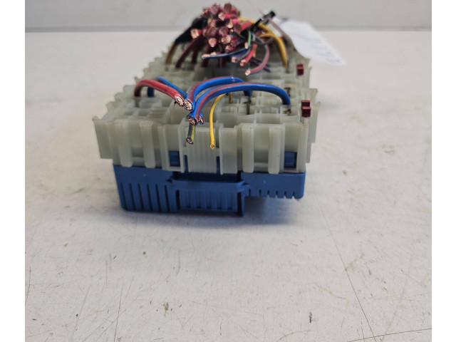 Блок предохранителей    Volvo V70    