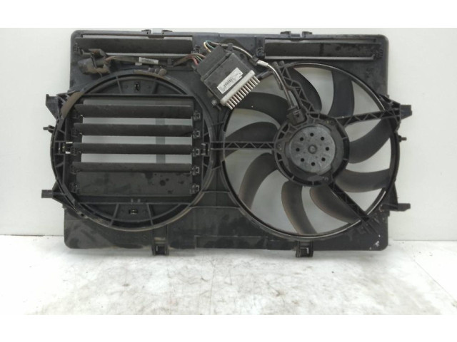 Вентилятор радиатора     8k0121003q    Audi A5 8T 8F 