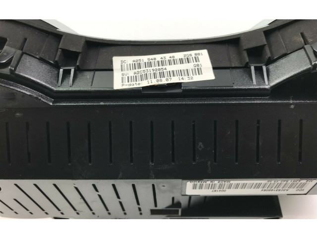 Панель приборов A1645400947, A1645400611   Mercedes-Benz ML W164       