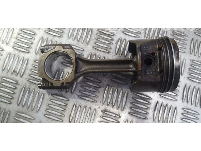 Поршень с шатуном 030A, 030A Volkswagen Golf II