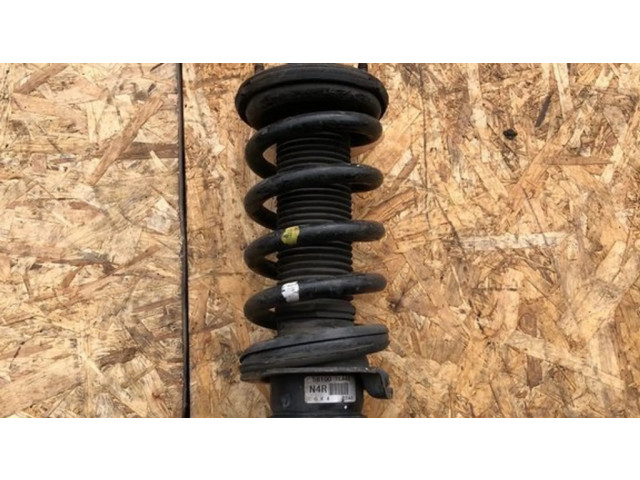 Передний амортизатор с пружиной