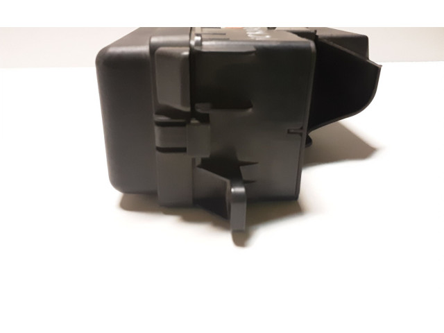 Блок предохранителей 924094503, 17236010 Mini Cooper Countryman R60