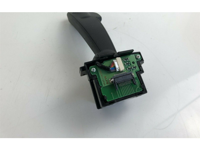 Ручка стеклоочистителей