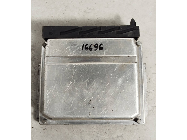 Блок управления двигателя 0281011441 Volvo S60