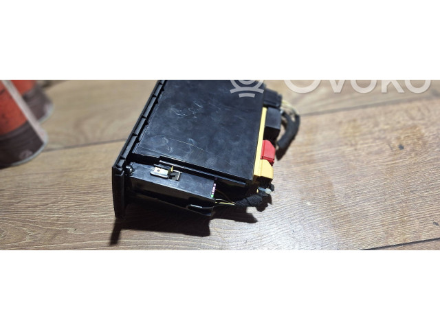 Блок управления климат-контролем 8l0820043j   Audi A3 S3 8P