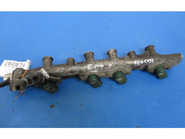 Vstřikovací lišta 857013, 857013 Renault Laguna I ---