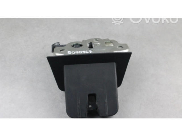 замок багажника 8U0827520 Audi Q3 8U 2011-2016 года