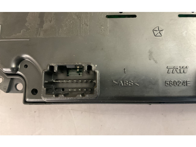 Блок управления климат-контролем P55037981AA   Jeep Commander