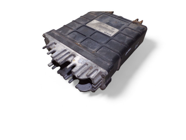 Блок управления двигателя 074906021F, 0281001470   Volkswagen Transporter - Caravelle T4
