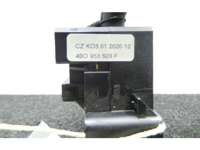 Ручка стеклоочистителей Audi A3 S3 8L