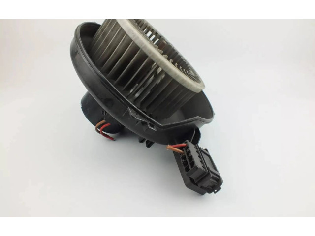 Вентилятор печки    6Q1819015C   Volkswagen Polo IV 9N3