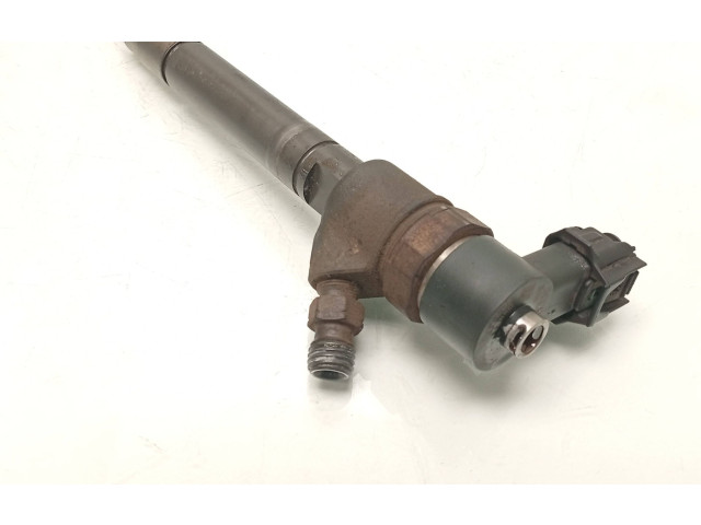 Форсунка 30777526, 0445110298    Volvo V70  D5244T4 