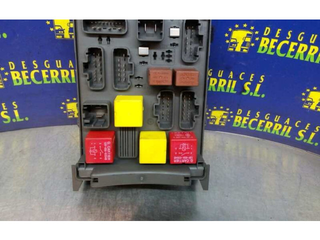 Pojistková skříňka Řídící jednotka BSM 82003091621   Renault Espace III 2003