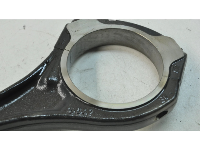 Поршень OM 642.861 6423882 Mercedes-Benz S C217