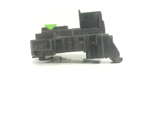 Блок предохранителей MU5T-15604-KABH, MU5T-15604   Ford F150    