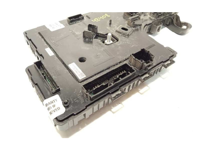 Pojistková skříňka Řídící jednotka BSM 107867332L   Tela Model S 2020