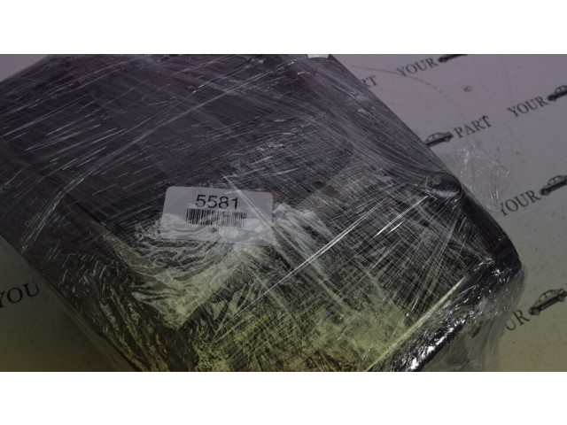 Радио/ проигрыватель CD/DVD / навигация