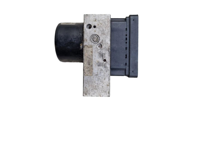 Блок АБС 8671224, 5WK84002   Volvo  V70  2000 - 2004 года