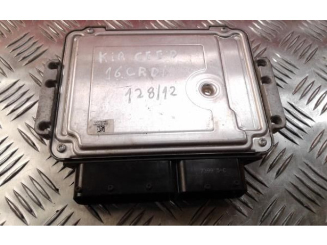 Блок управления двигателя 0281, 016   KIA Pro Cee'd I