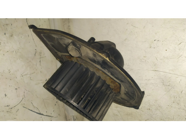 Вентилятор печки 4462911 Chrysler Voyager