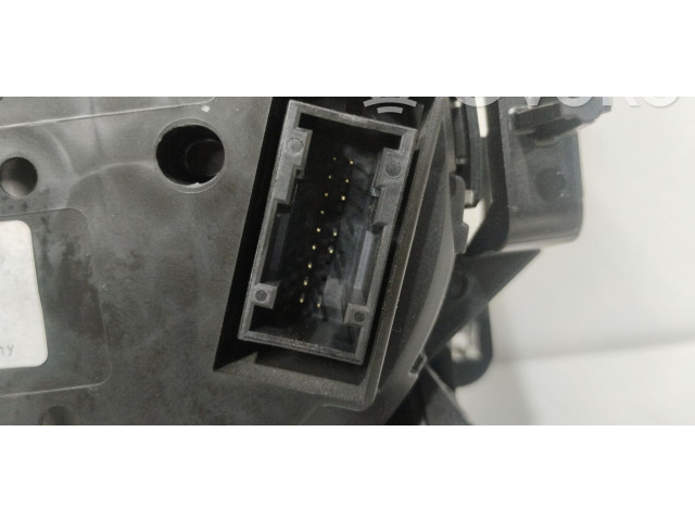 Панель приборов 5G0920861A   Volkswagen Golf VII       