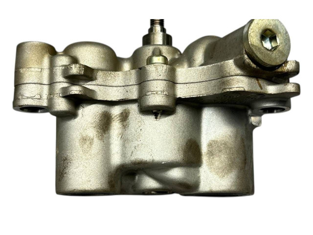 Масляный насос  K9K612 8200307174  Dacia Dokker 