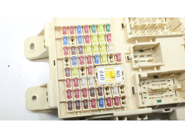 Блок предохранителей 91950D9600   KIA Sportage    