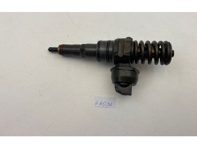 Vstřikovač 038130073B Volkswagen Caddy BMM