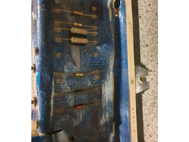 Панель приборов 191919033ls, 193919059A Volkswagen Golf II