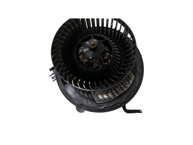 Вентилятор печки 5Q1819021G, CZ0160601152 Skoda Octavia Mk3 (5E)