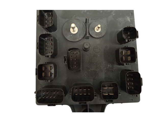 Блок предохранителей  DW9314A073CB   Jaguar XJ X351    