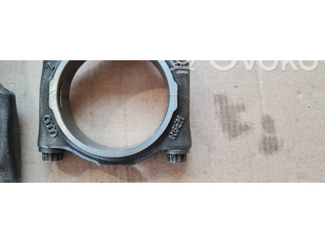  Поршень с шатуном CRE CREC 06EDC, 06E107065EE  Audi A6 C7  