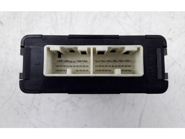 Блок управления коробкой передач 8953576010, 0791003661   Lexus CT 200H