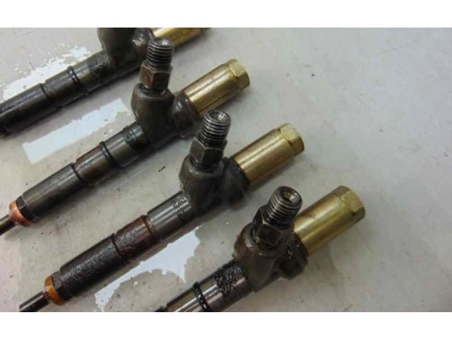 Vstřikovač 4JG2 Opel Monterey