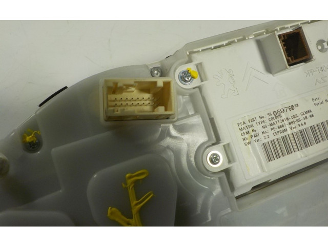 Спидометр (приборный щиток) 9805407380, 9805969580 Peugeot 2008 I