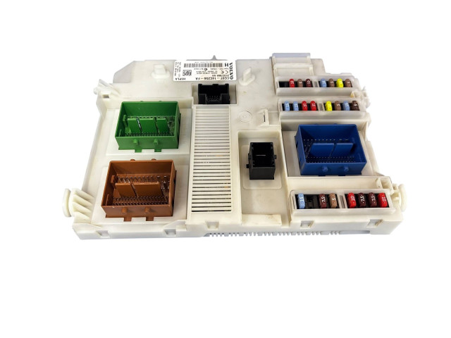 Блок предохранителей CG9T14C256FA, 31327994AA   Volvo V70    