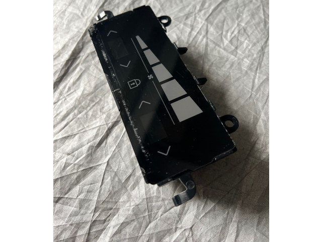 Блок управления климат-контролем P31674024, T18250181201 Volvo XC90