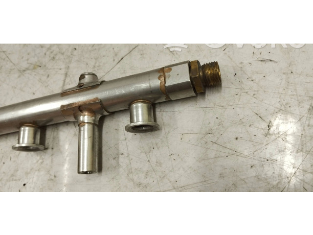 Vstřikovací lišta 06k133317g, 06j906051f Audi A3 S3 8V