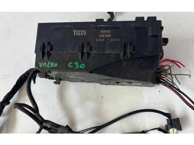 Блок предохранителей 518818000, 518818000 Volvo C30