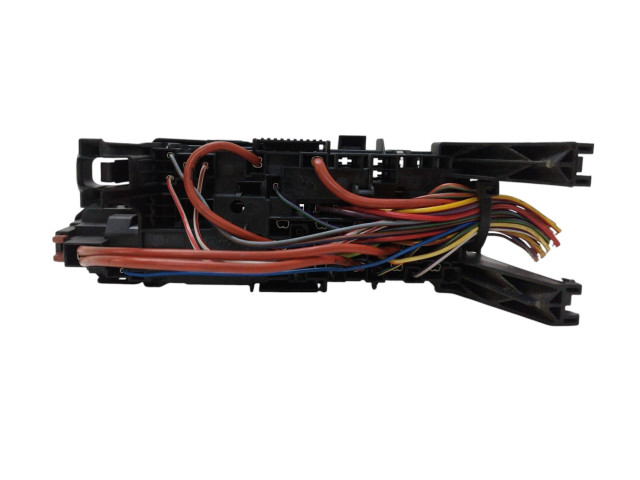 Блок предохранителей 30659288 Volvo S60